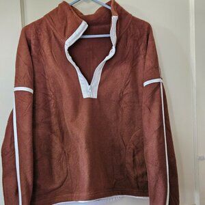 NWT Wenlia Fleece Pull-On Top size L